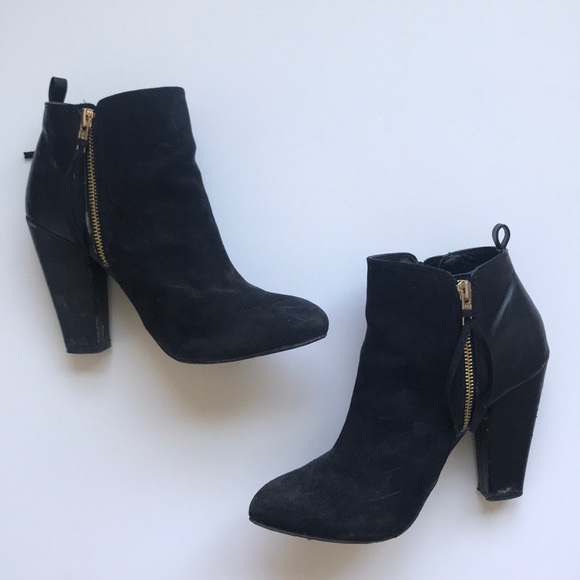 Mossimo Supply Co. Shoes - 🌻 Mossimo Duel Gold Zipper Black Booties